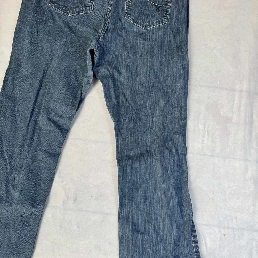 Lee Womens Bootcut Leg Jeans Blue Denim Lower On The Waist 5-Pocket Everyday